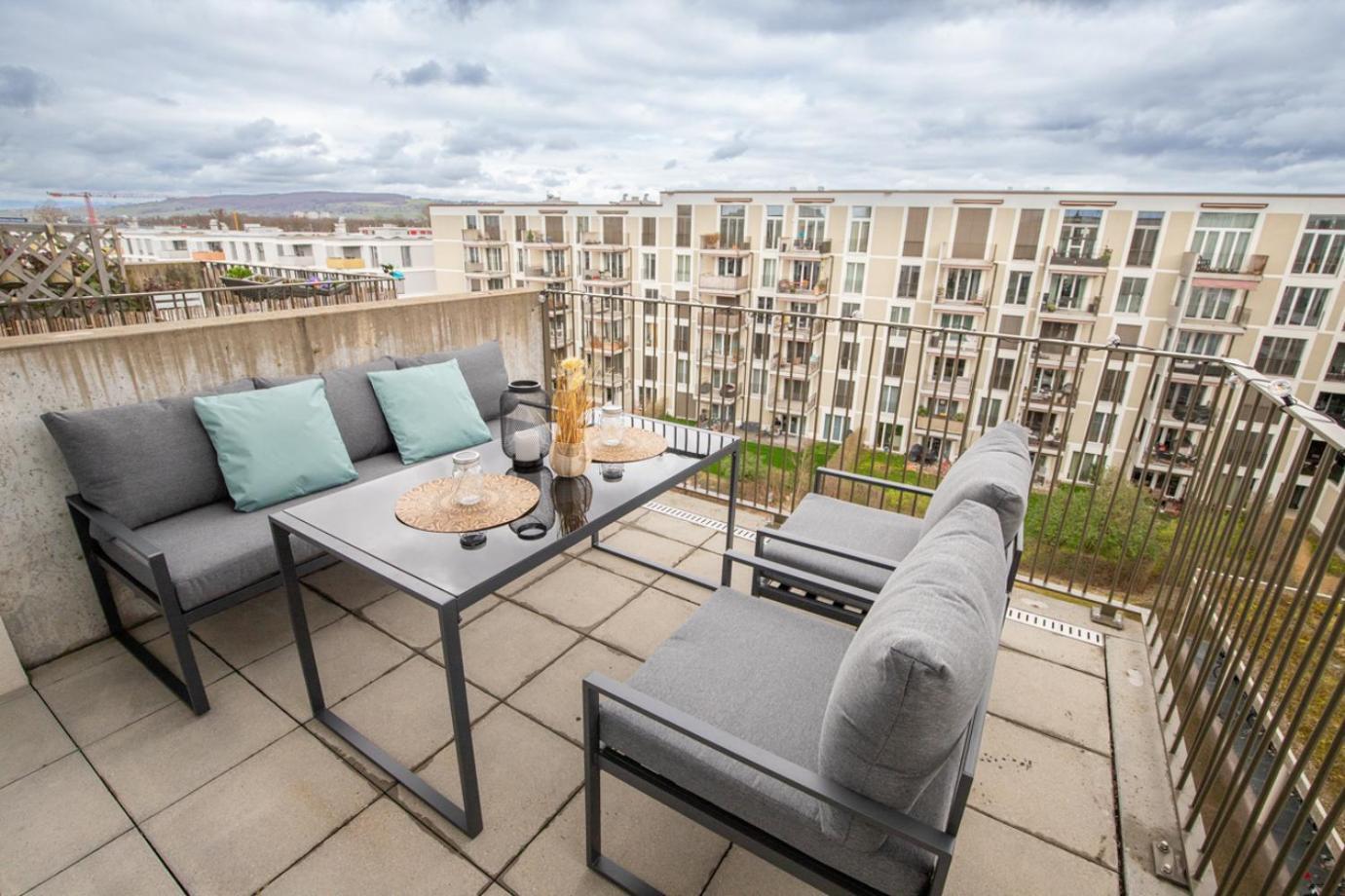 Special Einstein I Apartment Basel, Messe Kleinbasel 10-Star Eksteriør billede