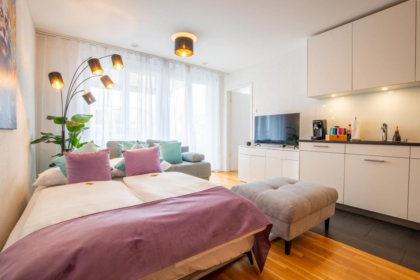 Special Einstein I Apartment Basel, Messe Kleinbasel 10-Star Eksteriør billede